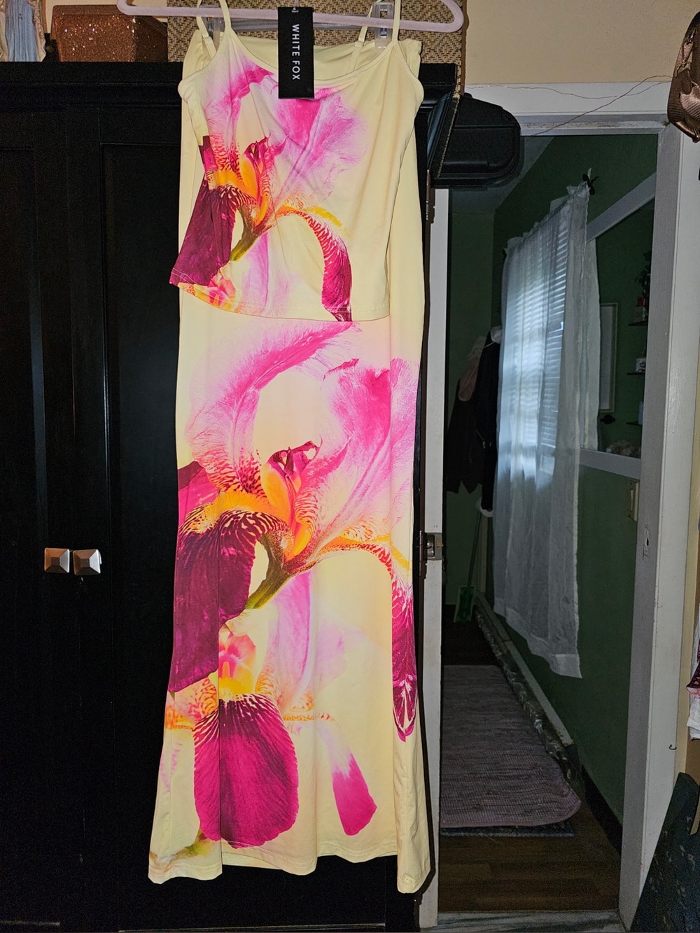 White Fox Boutique Yellow Maxi Dress with Pink Floral Print - Picture 6 of 8